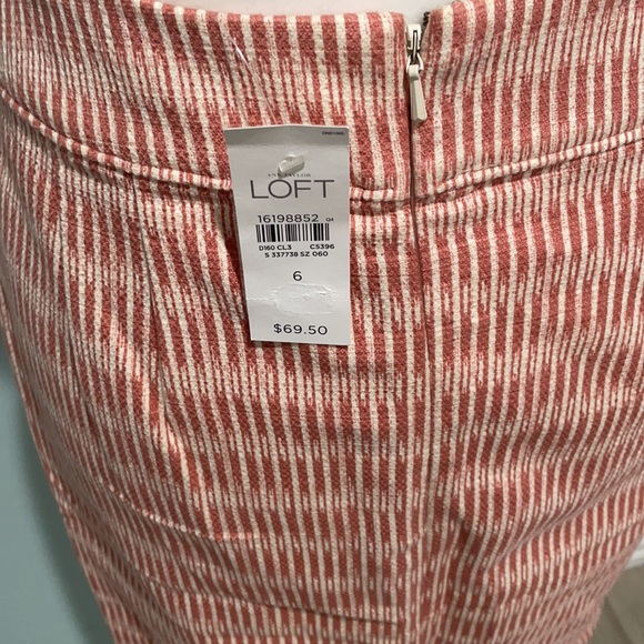 LOFT Skirt - Picture 4 of 8